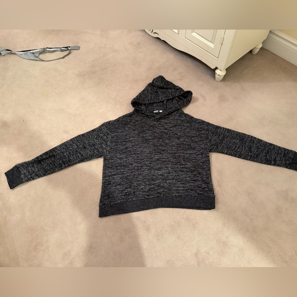 GAP Women's Hooded Pullover Sweater - Picture 3 of 10